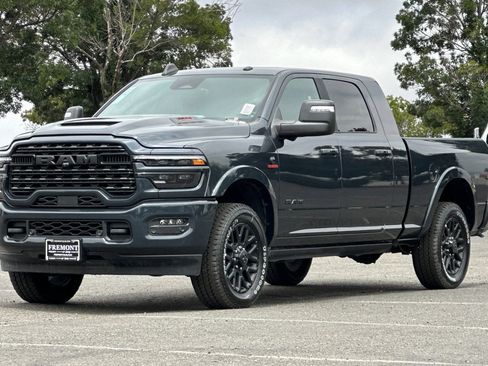 New 2026 RAM 2500 Limited AWD/4WD image 7