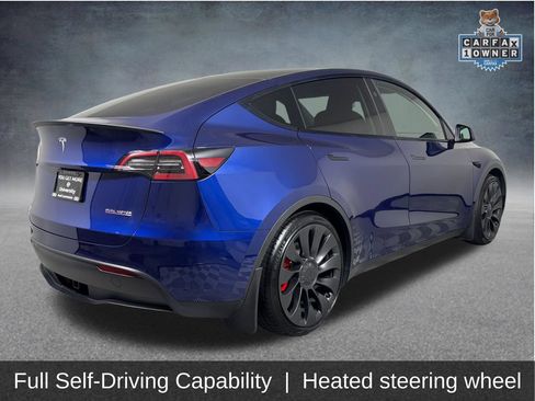 Used 2023 Tesla Model Y Performance AWD/4WD image 9