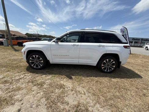 Certified 2023 Jeep Grand Cherokee Overland w/ Adv Protech Group III image 4