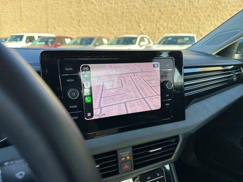 Used 2025 Volkswagen Jetta SE image 20