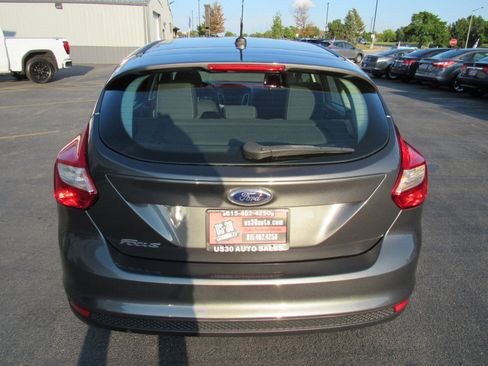 Used 2014 Ford Focus SE image 4