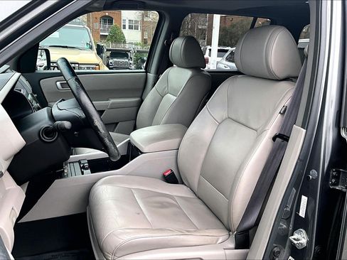 Used 2011 Honda Pilot EX-L image 23
