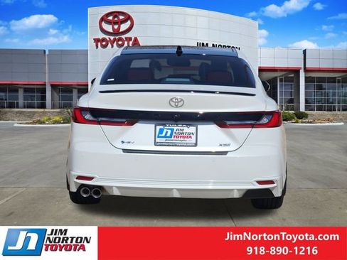 Used 2025 Toyota Camry XSE w/ Premium Plus Package image 7