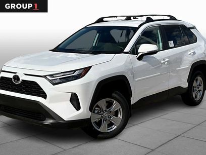 New 2025 Toyota RAV4 XLE