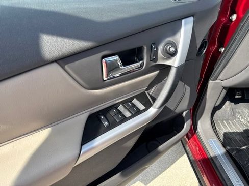 Used 2013 Ford Edge Limited AWD/4WD image 30