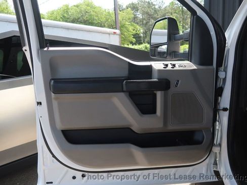 Used 2019 Ford F550 4x4 Crew Cab Super Duty image 13
