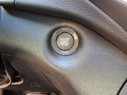 Certified 2022 Jeep Cherokee Limited image 26