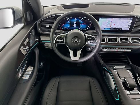 Used 2020 Mercedes-Benz GLS 450 4MATIC image 10