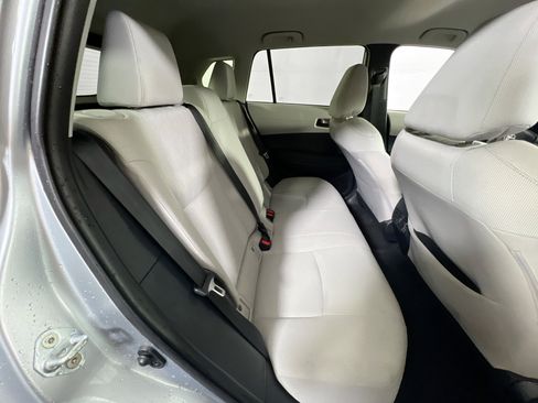 Used 2023 Toyota Corolla Cross L image 24