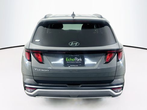 Used 2025 Hyundai Tucson SEL FWD image 7