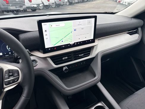 New 2026 Ford Explorer Active image 17