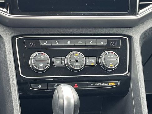 Used 2018 Volkswagen Atlas SEL Premium image 17