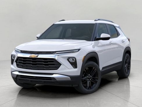 New 2026 Chevrolet TrailBlazer LT w/ Midnight Edition AWD/4WD image 8