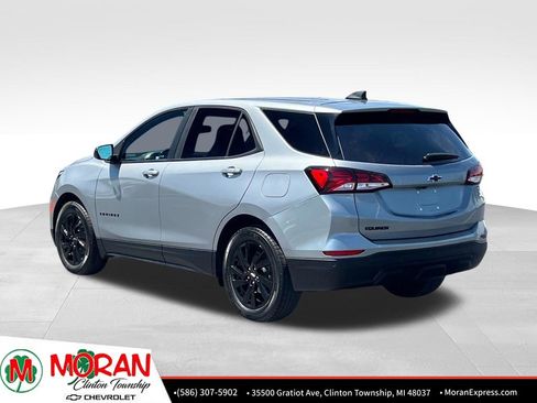 Certified 2024 Chevrolet Equinox LS w/ LS Convenience Package FWD image 4