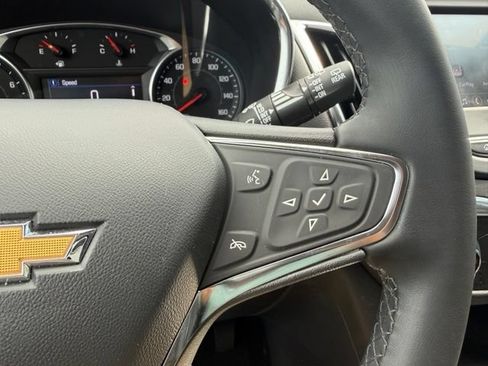 Used 2024 Chevrolet Equinox LT FWD image 31