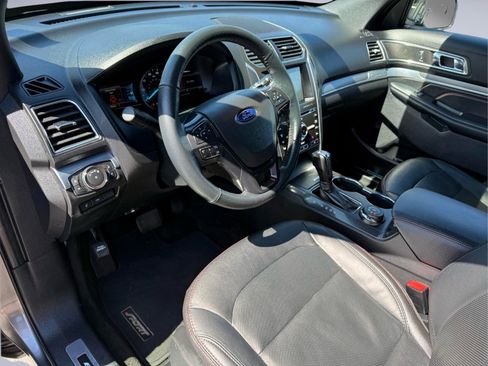 Used 2018 Ford Explorer Sport w/ Equipment Group 401A AWD/4WD image 14