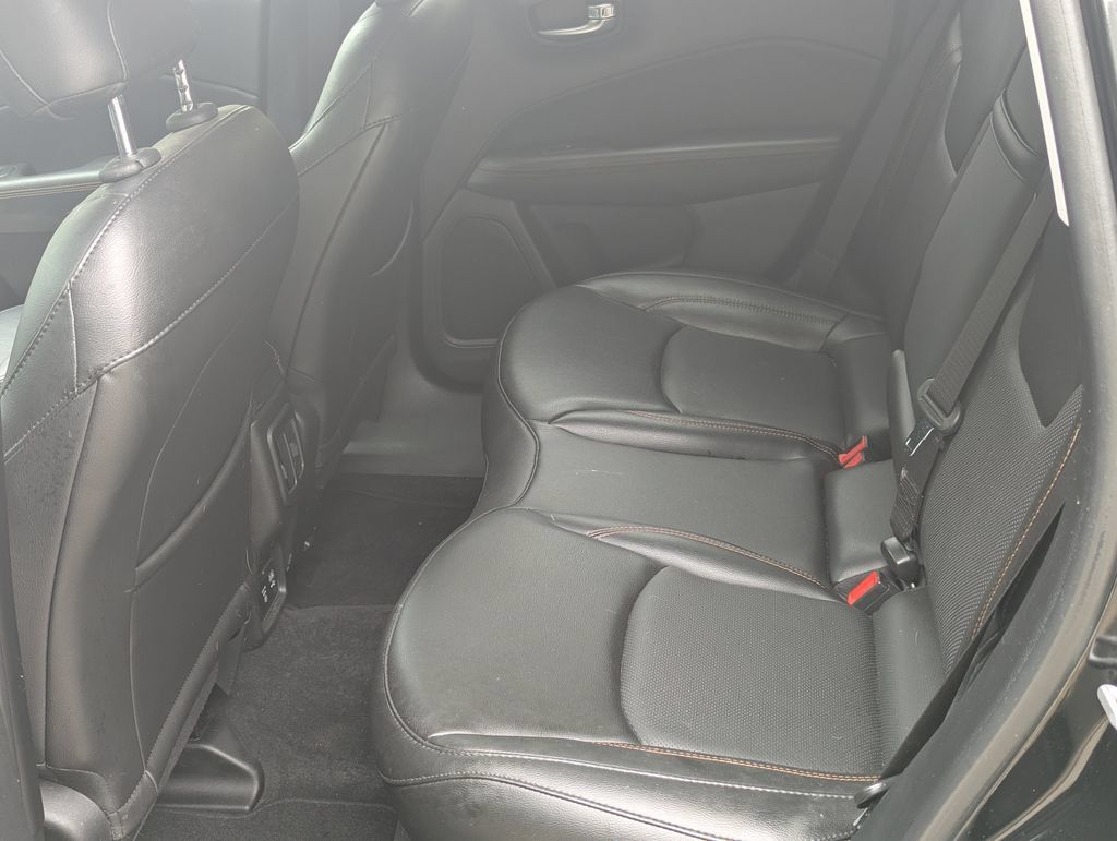 Used 2019 Jeep Compass Limited w/ Safety & Security Group AWD/4WD image 5