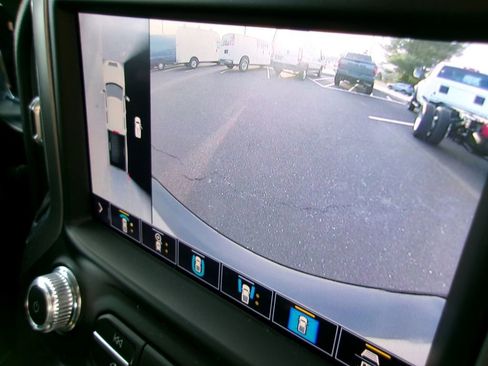 Used 2020 GMC Sierra 2500 Denali w/ Denali Ultimate Package image 30