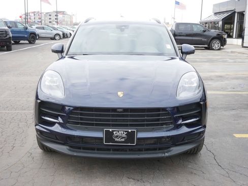 Used 2021 Porsche Macan image 3