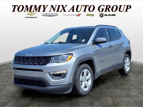 Used 2021 Jeep Compass Latitude w/ Sun and Sound Group FWD image 1