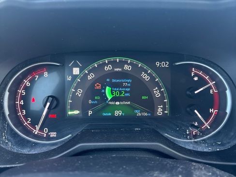 Used 2025 Toyota RAV4 XLE FWD image 9