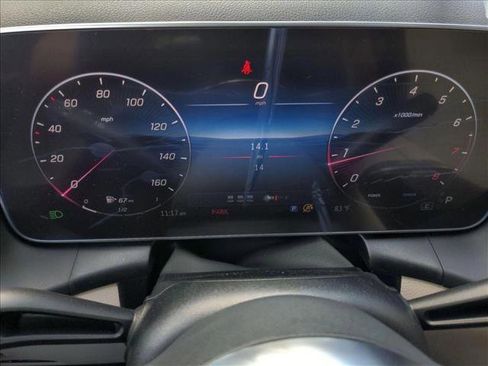 Certified 2025 Mercedes-Benz GLC 300 4MATIC image 10