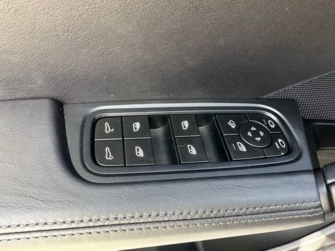 Used 2024 Porsche Cayenne S image 19