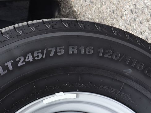 Used 2025 Mercedes-Benz Sprinter 2500 image 39