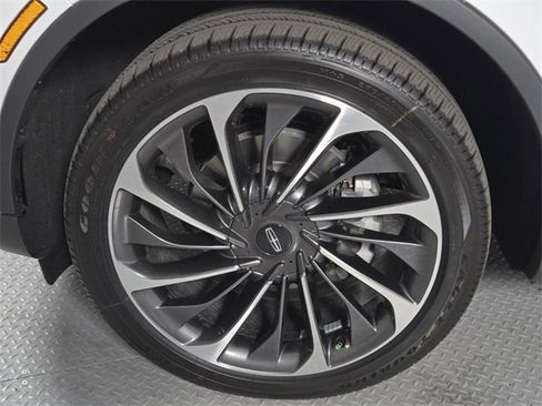 New 2026 Lincoln Aviator Reserve image 11