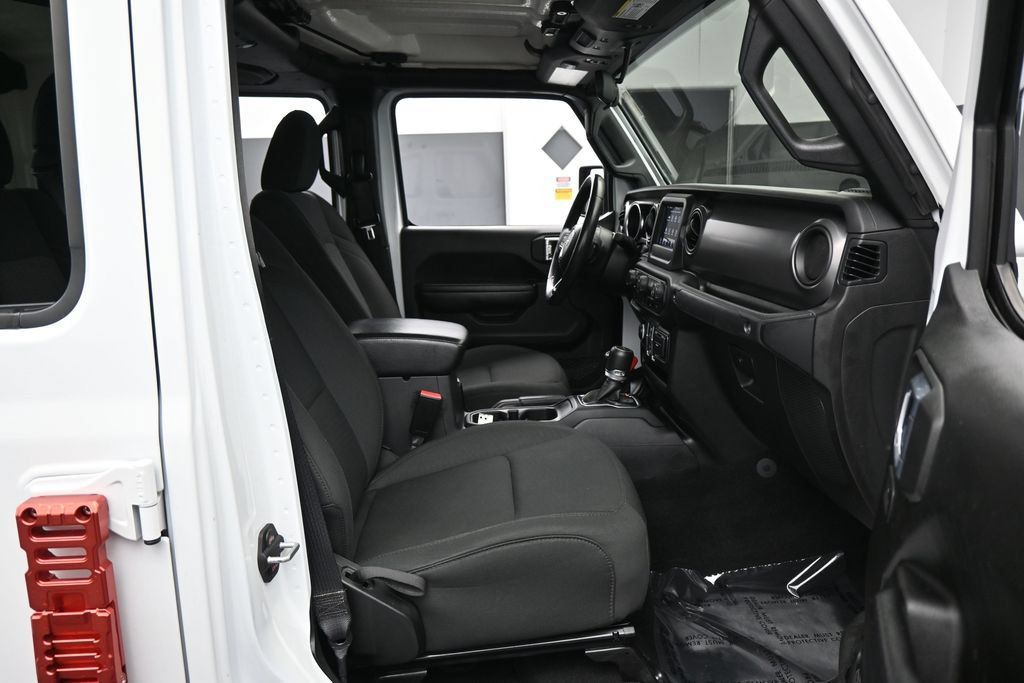 Used 2021 Jeep Gladiator Sport AWD/4WD image 36