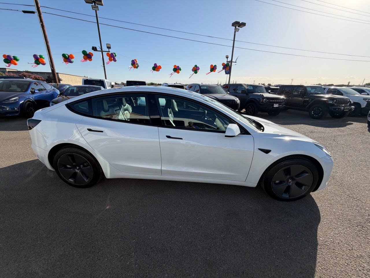 Used 2022 Tesla Model 3 Long Range AWD/4WD image 5