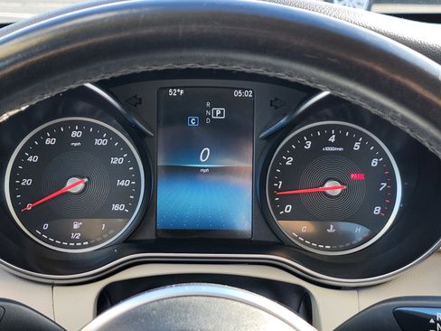 Used 2019 Mercedes-Benz C 300 4MATIC Sedan image 24