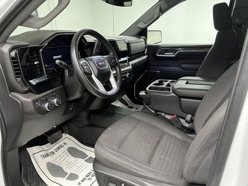 Used 2024 GMC Sierra 1500 Elevation image 18
