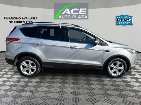 Used 2014 Ford Escape SE w/ Equipment Group 201A image 4