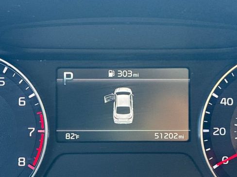 Used 2024 Kia Forte LXS FWD image 15