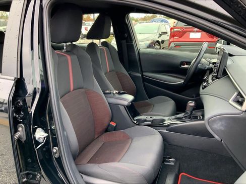 Used 2023 Toyota Corolla SE image 8