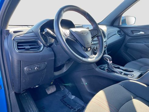 Used 2024 Chevrolet Equinox RS AWD/4WD image 9