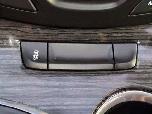 Certified 2017 Buick Envision Essence image 33