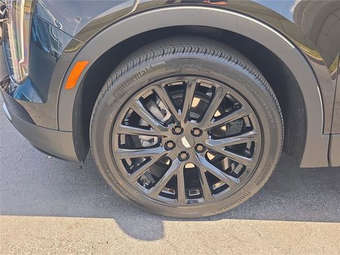 Used 2023 Cadillac XT4 Sport w/ LPO, Onyx Lite Package image 7