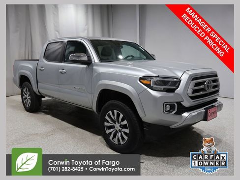 Used 2023 Toyota Tacoma Limited image 1