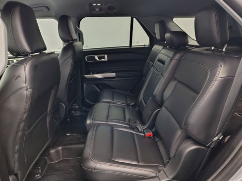 Used 2023 Ford Explorer XLT w/ Equipment Group 202A image 22