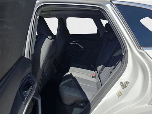 New 2025 Audi Q5 Premium Plus w/ Premium Plus image 18