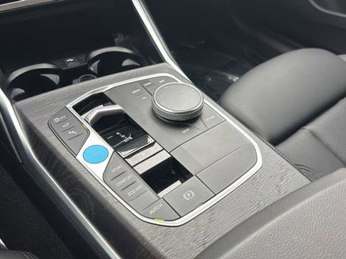 Used 2023 BMW i4 eDrive35 RWD image 19