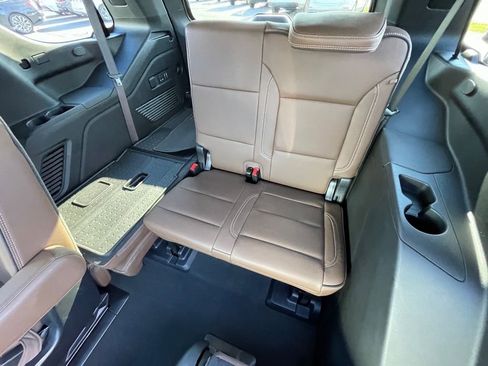 Used 2025 Chevrolet Tahoe High Country w/ LPO, Illumination Package image 26