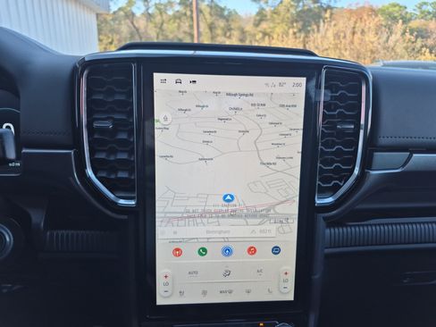 New 2025 Ford Ranger Lariat w/ Black Appearance Package image 36