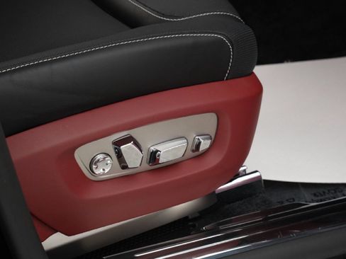 Used 2020 Rolls-Royce Ghost RWD image 46
