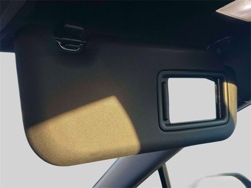 Certified 2023 Toyota Corolla SE image 32