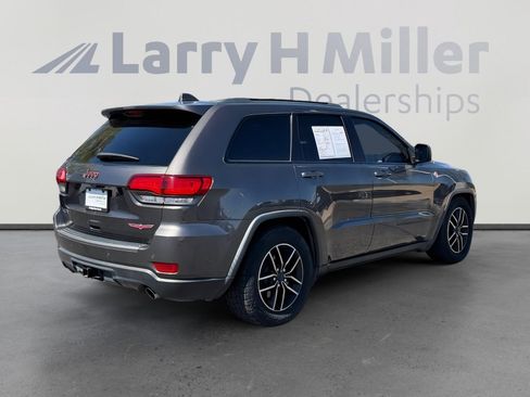 Used 2019 Jeep Grand Cherokee Trailhawk image 6