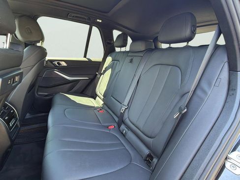 Used 2022 BMW X5 sDrive40i w/ Parking Assistance Package RWD image 37