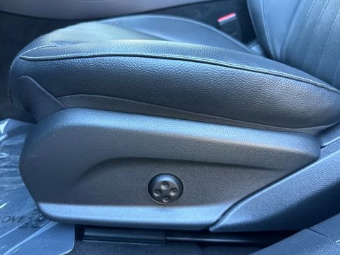 Used 2017 Mercedes-Benz E 300 image 15